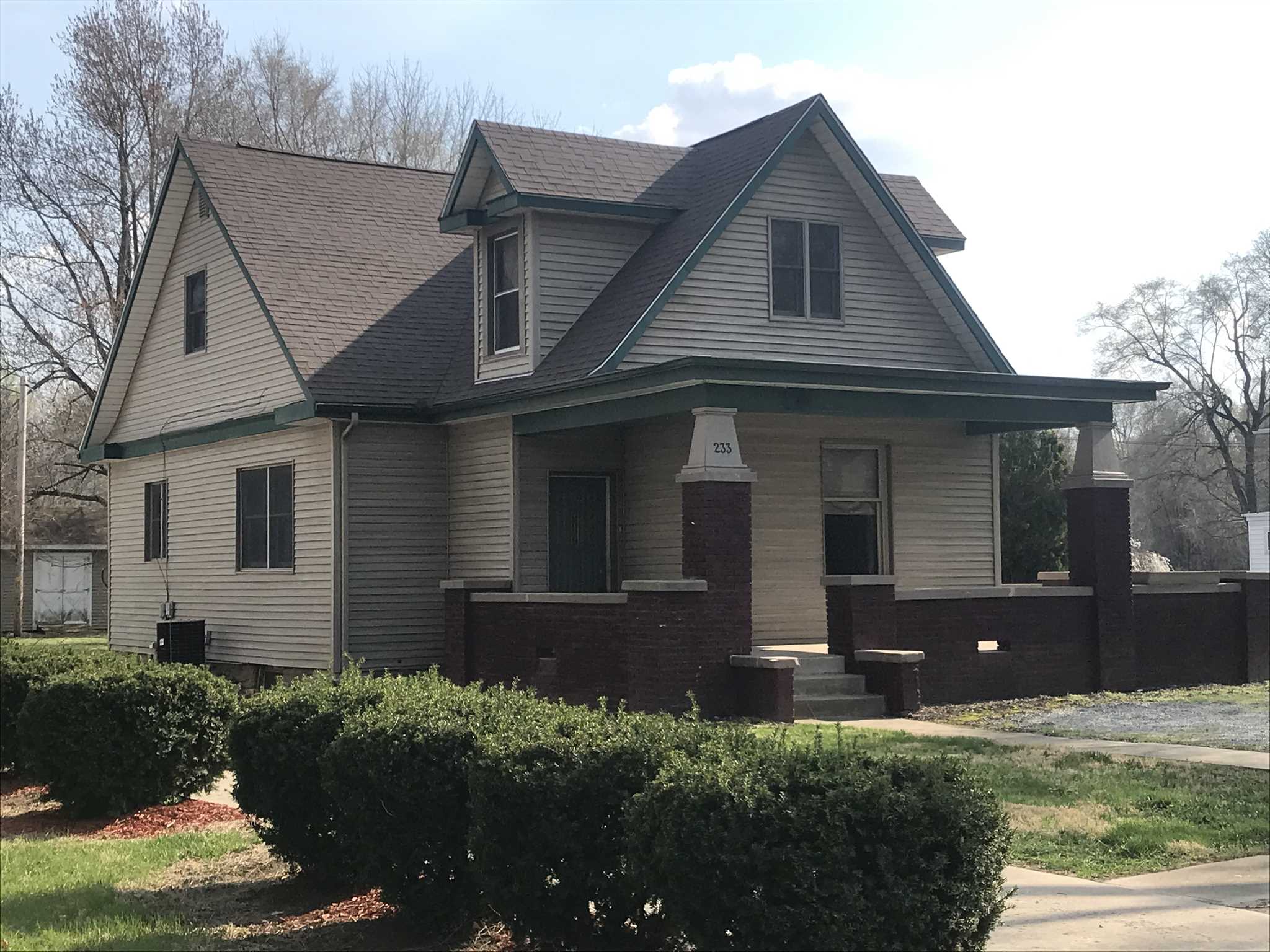 233 East Riverside Drive Peru, IN 46970 - Photo 1 of 12 Gallery Image 1