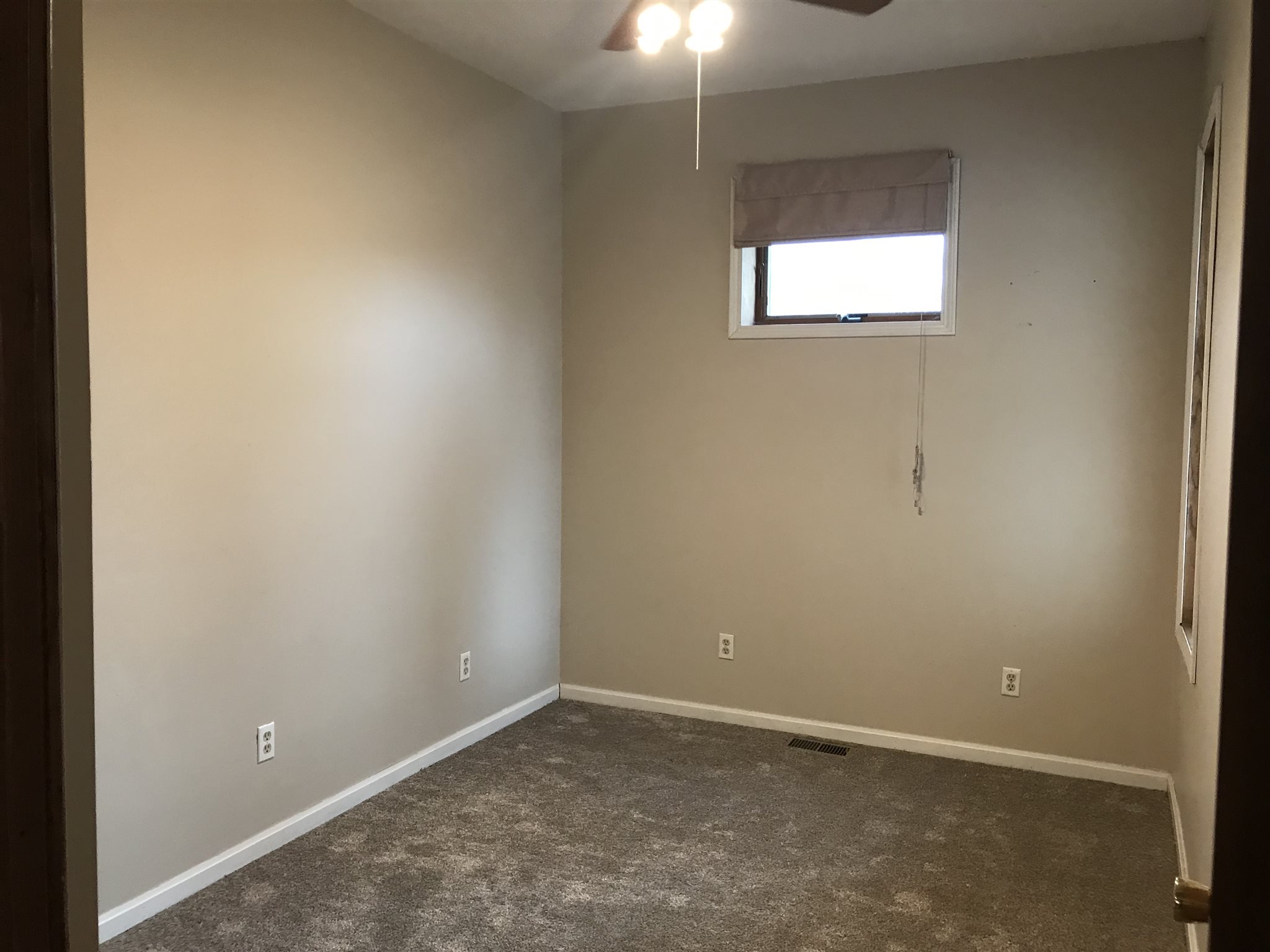 233 East Riverside Drive Peru, IN 46970 - Photo 6 of 12 Gallery Image 6