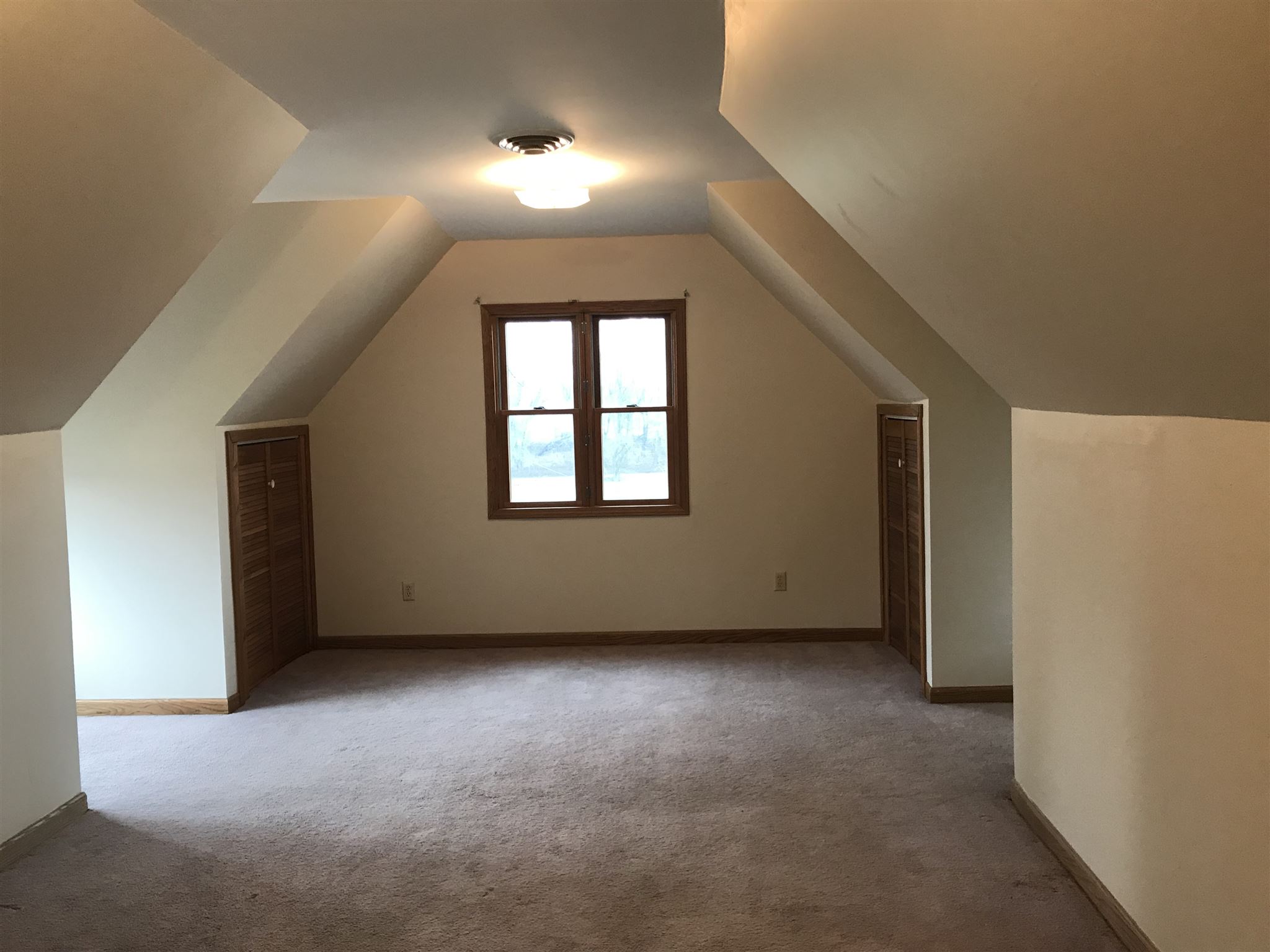 233 East Riverside Drive Peru, IN 46970 - Photo 8 of 12 Gallery Image 8