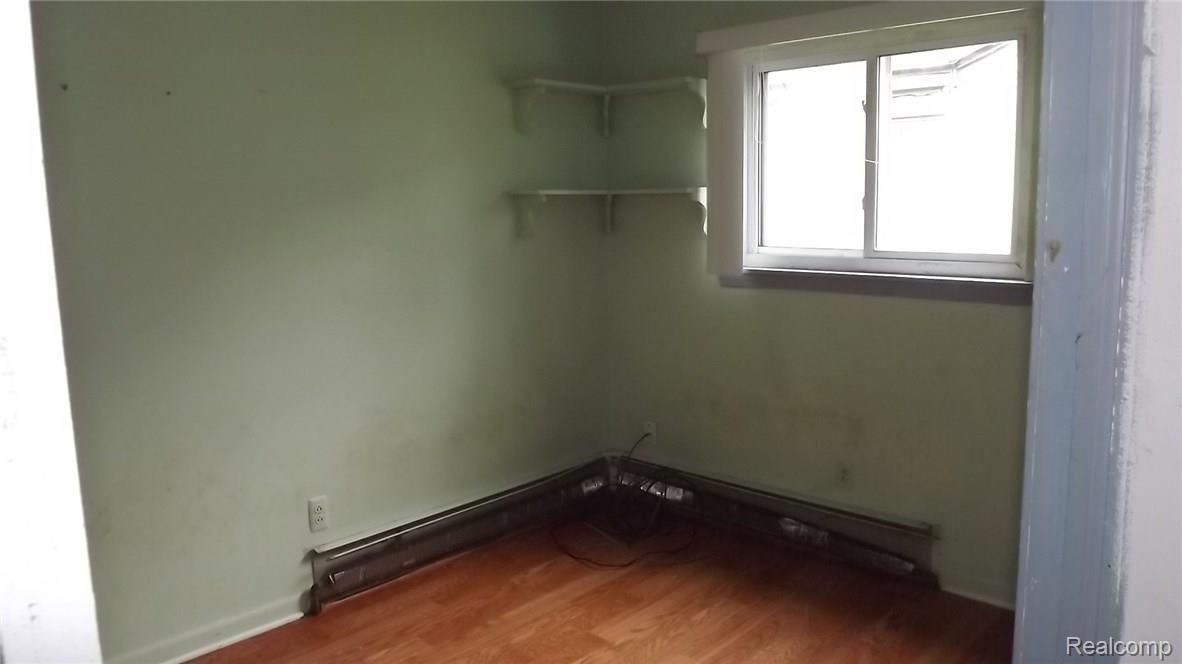 19307 Inkster Road Livonia, MI 48152 - Photo 15 of 19 Bedroom #3.JPG