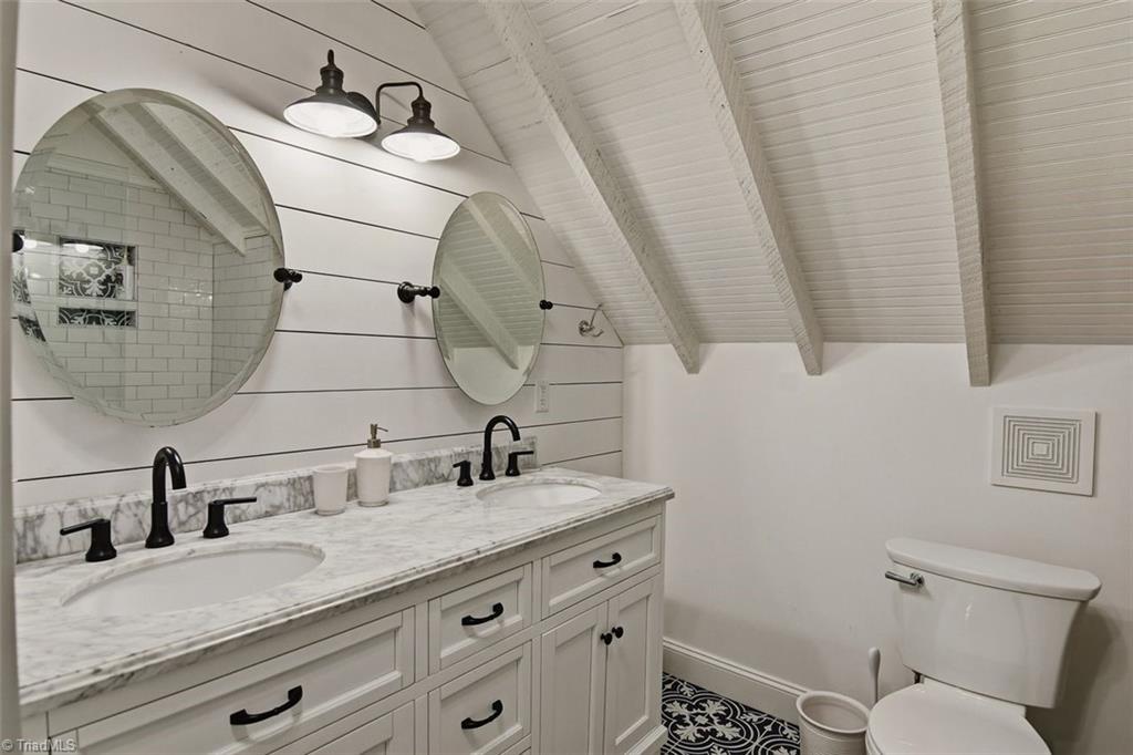 419 Stratford Road Northwest Winston-Salem, NC 27104 - Photo 32 of 37