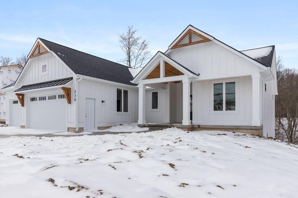 239 Jason Ridge Court Southwest Grand Rapids, MI 49534 - Photo 2 of 44 aCRP8Gwk