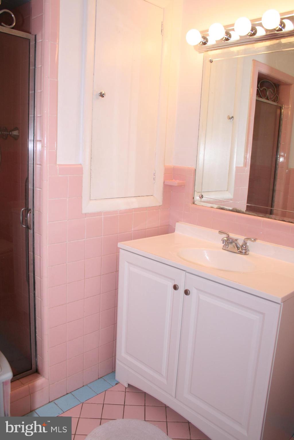 12 Edgemoor Road Cheltenham, PA 19012 - Photo 14 of 20 Gallery Image 14