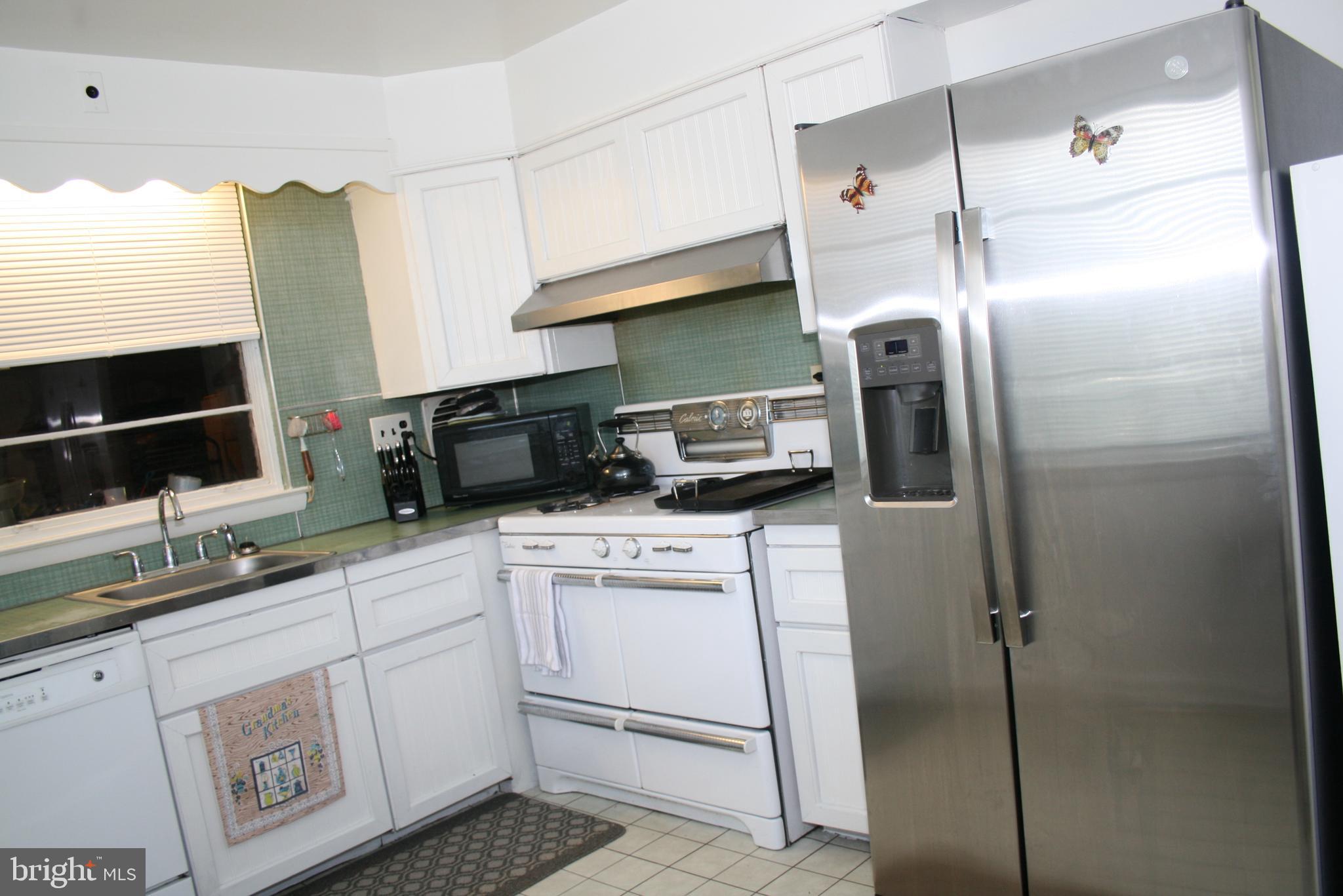 12 Edgemoor Road Cheltenham, PA 19012 - Photo 9 of 20 Gallery Image 9