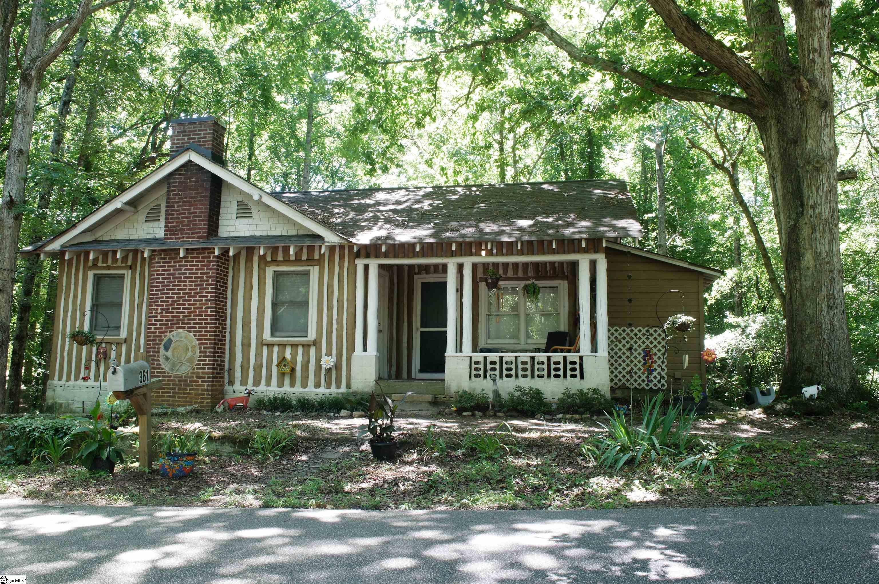361 Geddis Road Inman, SC 29349 - Photo 1 of 9