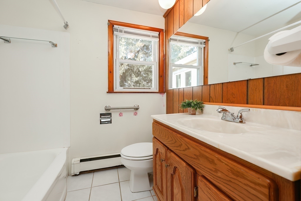 65 Patterson Avenue Springfield, MA 01119 - Photo 8 of 19