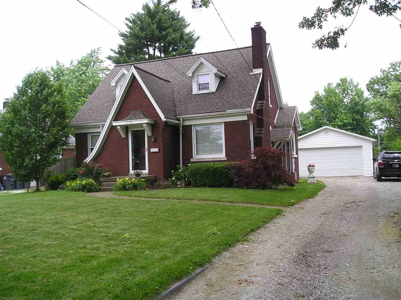 2126 Vogel Road Evansville, IN 47711 - Photo 1 of 23 Gallery Image 1