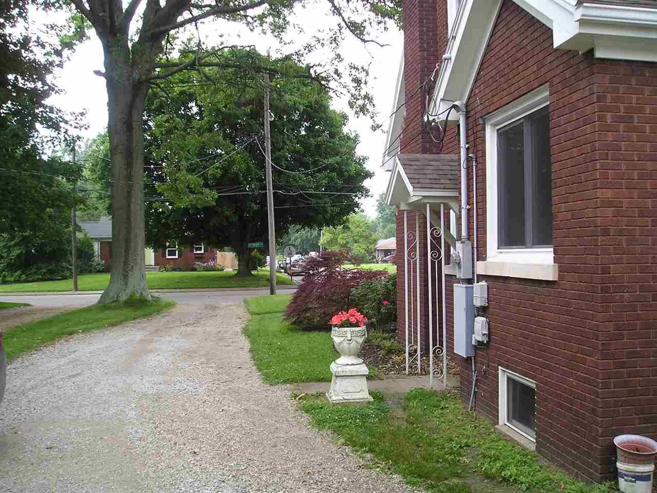 2126 Vogel Road Evansville, IN 47711 - Photo 22 of 23 Gallery Image 22