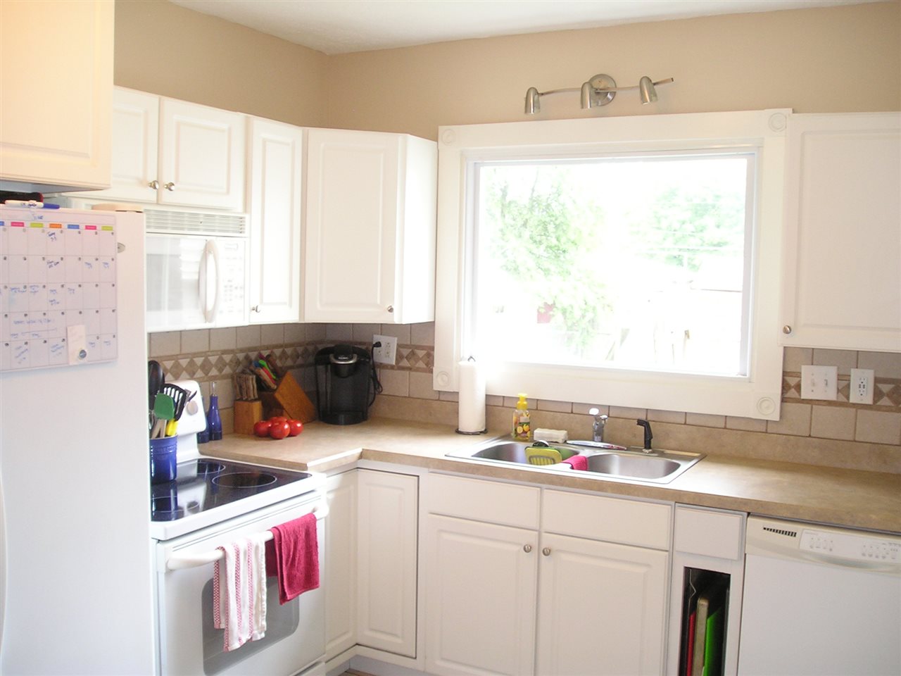2126 Vogel Road Evansville, IN 47711 - Photo 5 of 23 Gallery Image 5