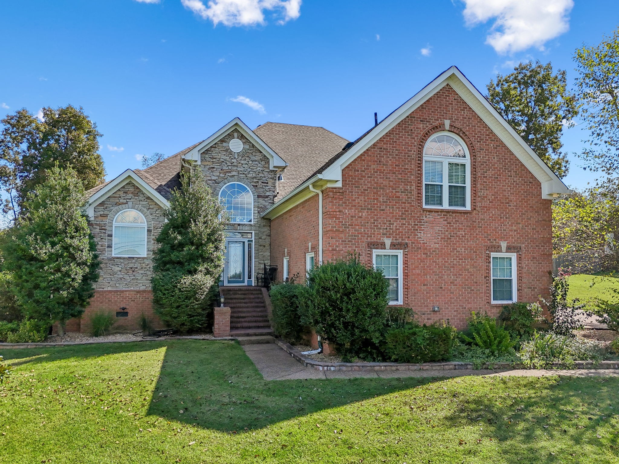 413 Stockbridge Way Mount Juliet, TN 37122 - Photo 3 of 49