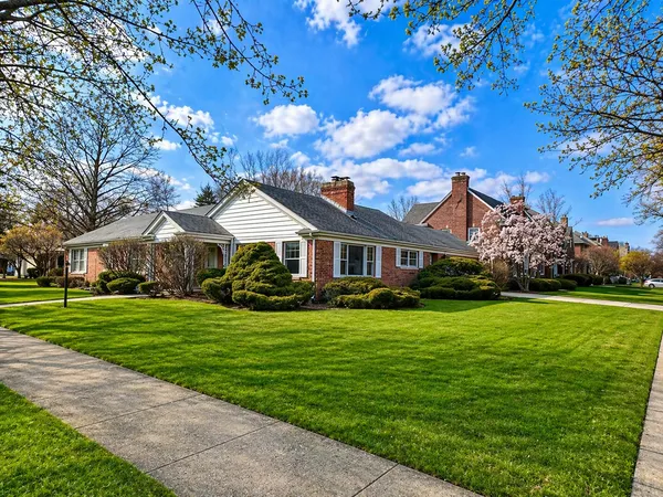 $5,000 | 200 Cherry Street, Park Ridge, IL 60068