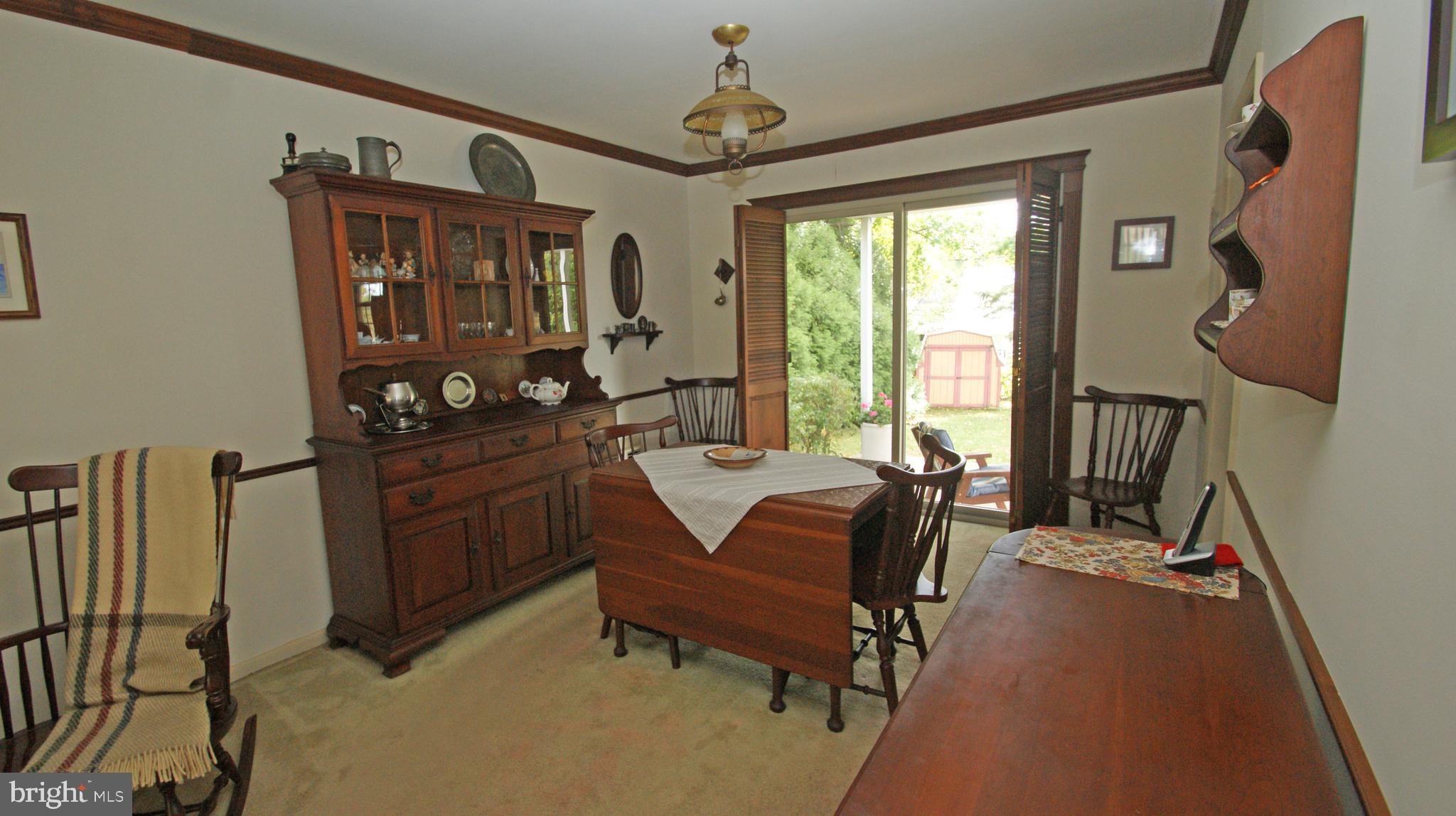 Dining Rm