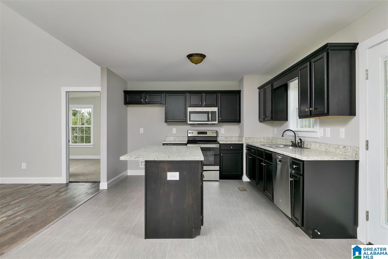 2013 Rising Fawn Drive Warrior, AL 35180 - Photo 7 of 21 Gallery Image 7