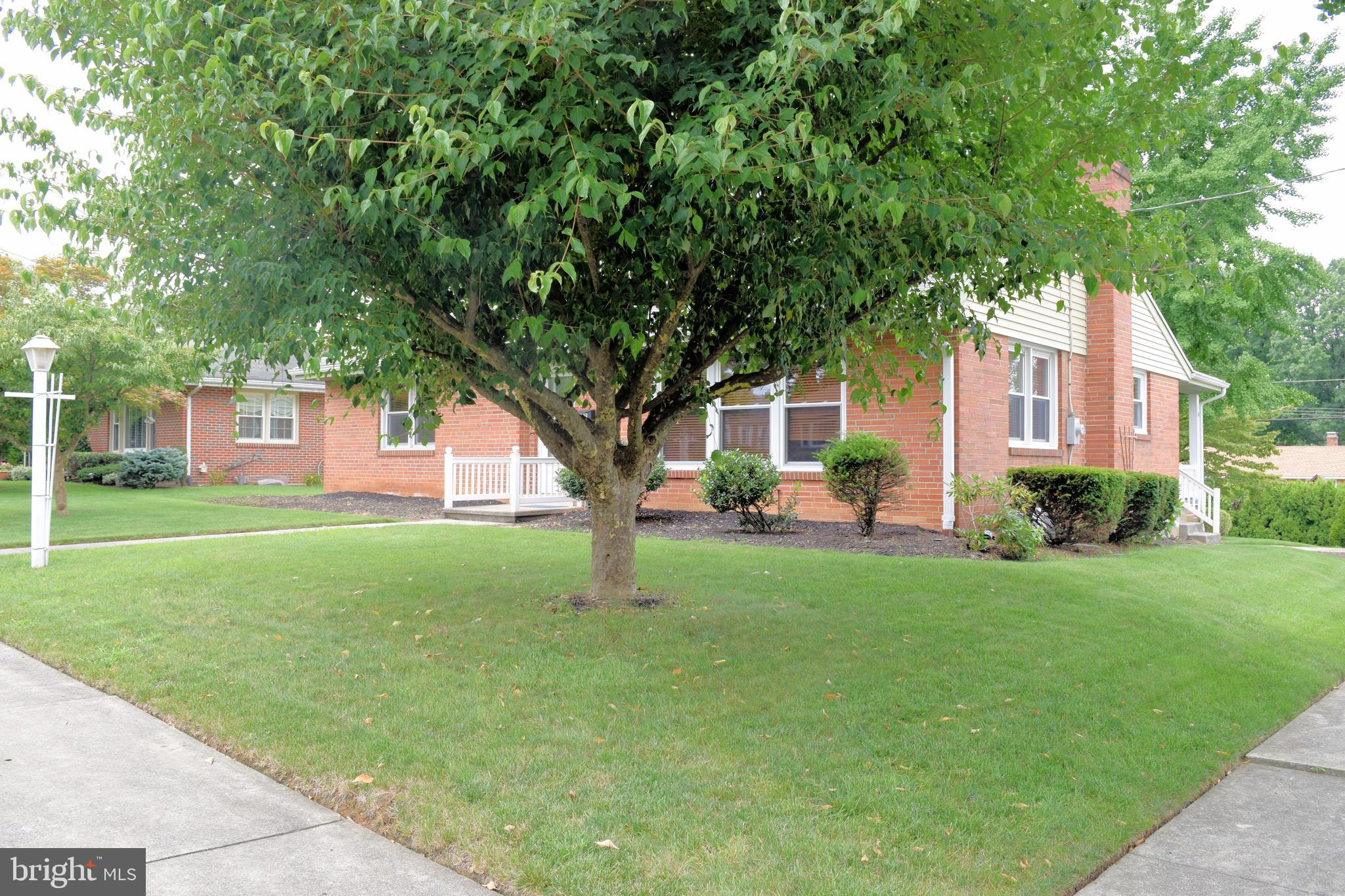 847 East Maple Street Palmyra, PA 17078 - Photo 3 of 43 Gallery Image 3
