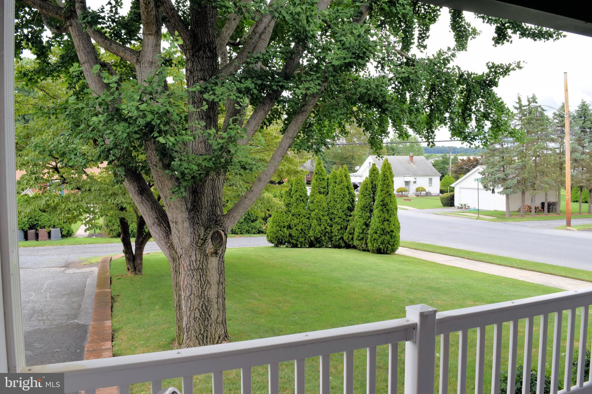 847 East Maple Street Palmyra, PA 17078 - Photo 9 of 43 Gallery Image 9