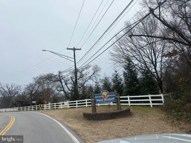 $2,600 | 1018 4th Street, Glen Burnie, MD 21060