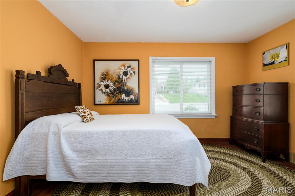 8038 MacKenzie Road St. Louis, MO 63123 - Photo 13 of 31 Gallery Image 13