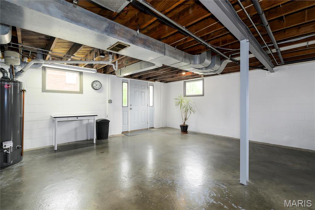 8038 MacKenzie Road St. Louis, MO 63123 - Photo 18 of 31 Gallery Image 18