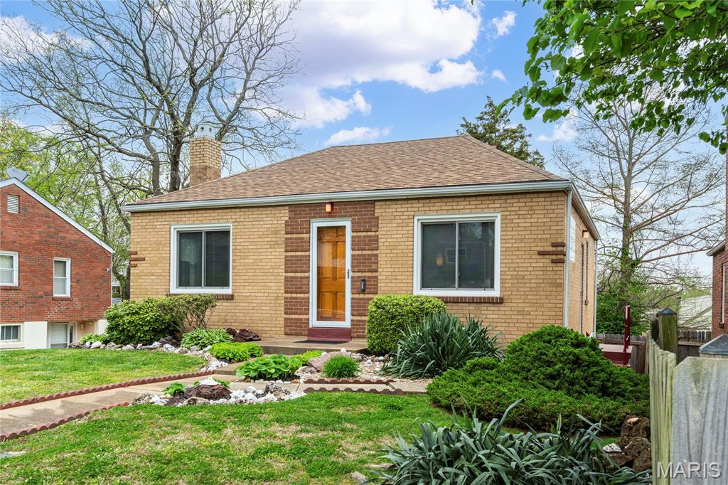 8038 MacKenzie Road St. Louis, MO 63123 - Photo 2 of 31 Gallery Image 2