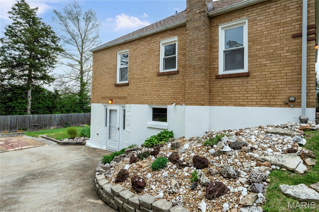8038 MacKenzie Road St. Louis, MO 63123 - Photo 22 of 31 Gallery Image 22