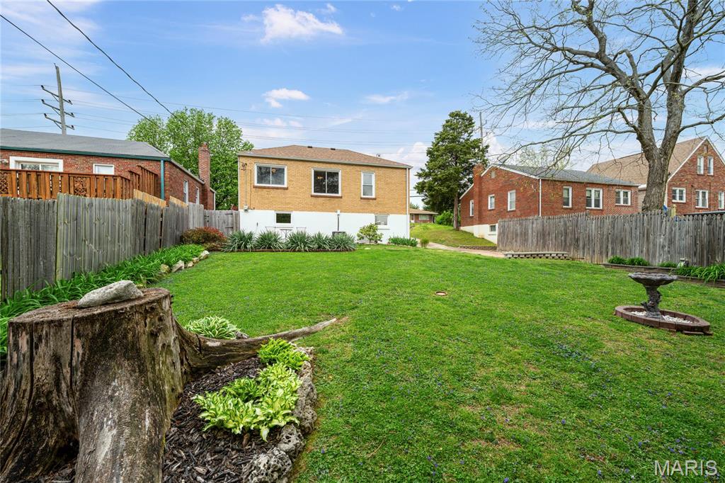8038 MacKenzie Road St. Louis, MO 63123 - Photo 28 of 31 Gallery Image 28