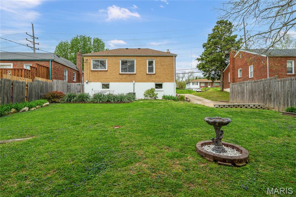 8038 MacKenzie Road St. Louis, MO 63123 - Photo 30 of 31 Gallery Image 30