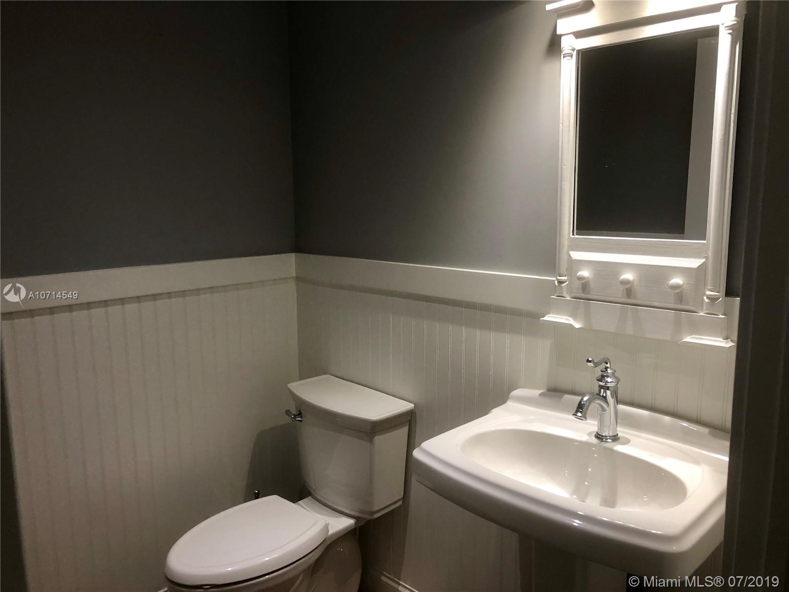 2107 Northeast 40th Road Homestead, FL 33033 - Photo 14 of 25