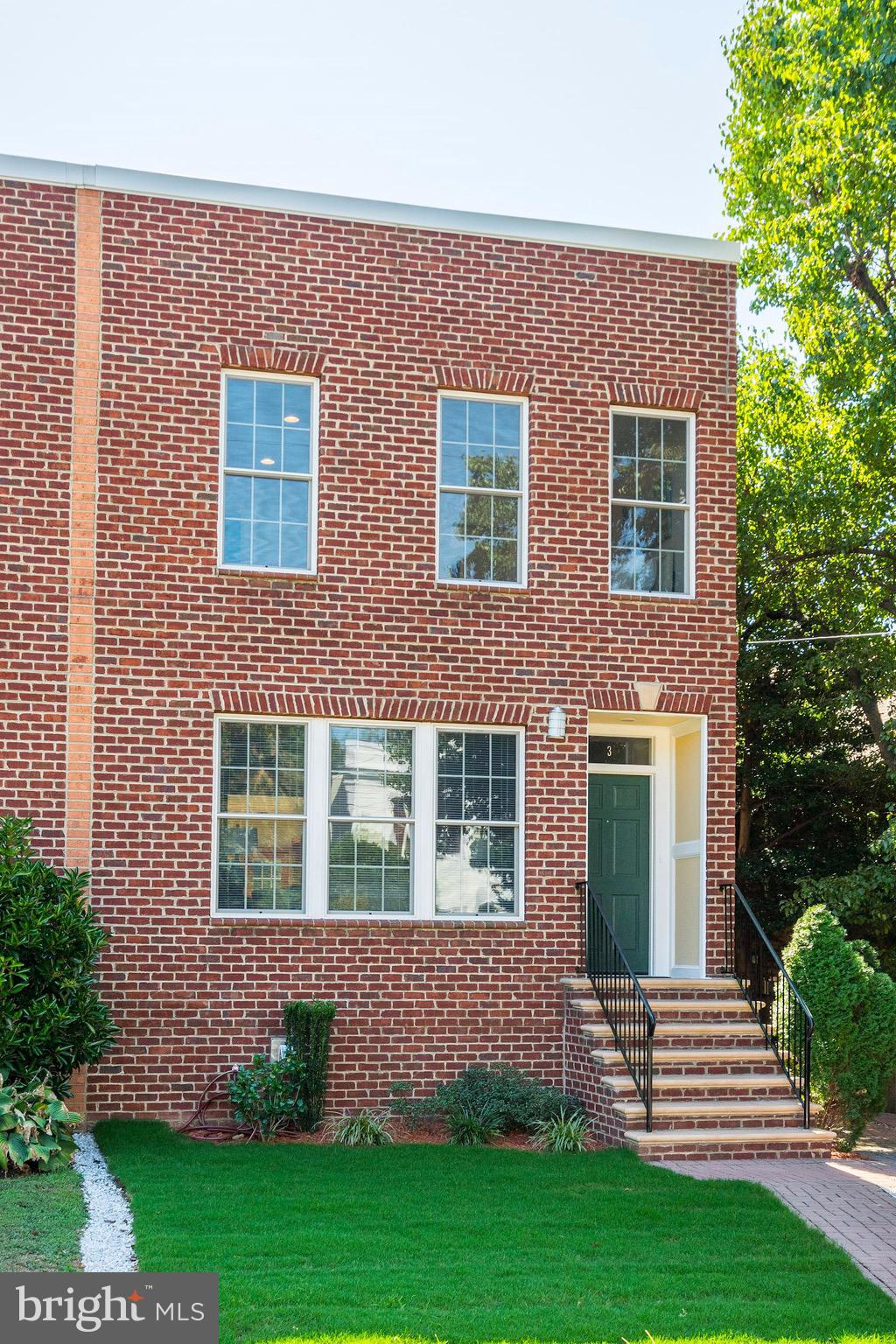 3 Sunset Drive Alexandria, VA 22301 - Photo 3 of 47 a front view of a house with a garden