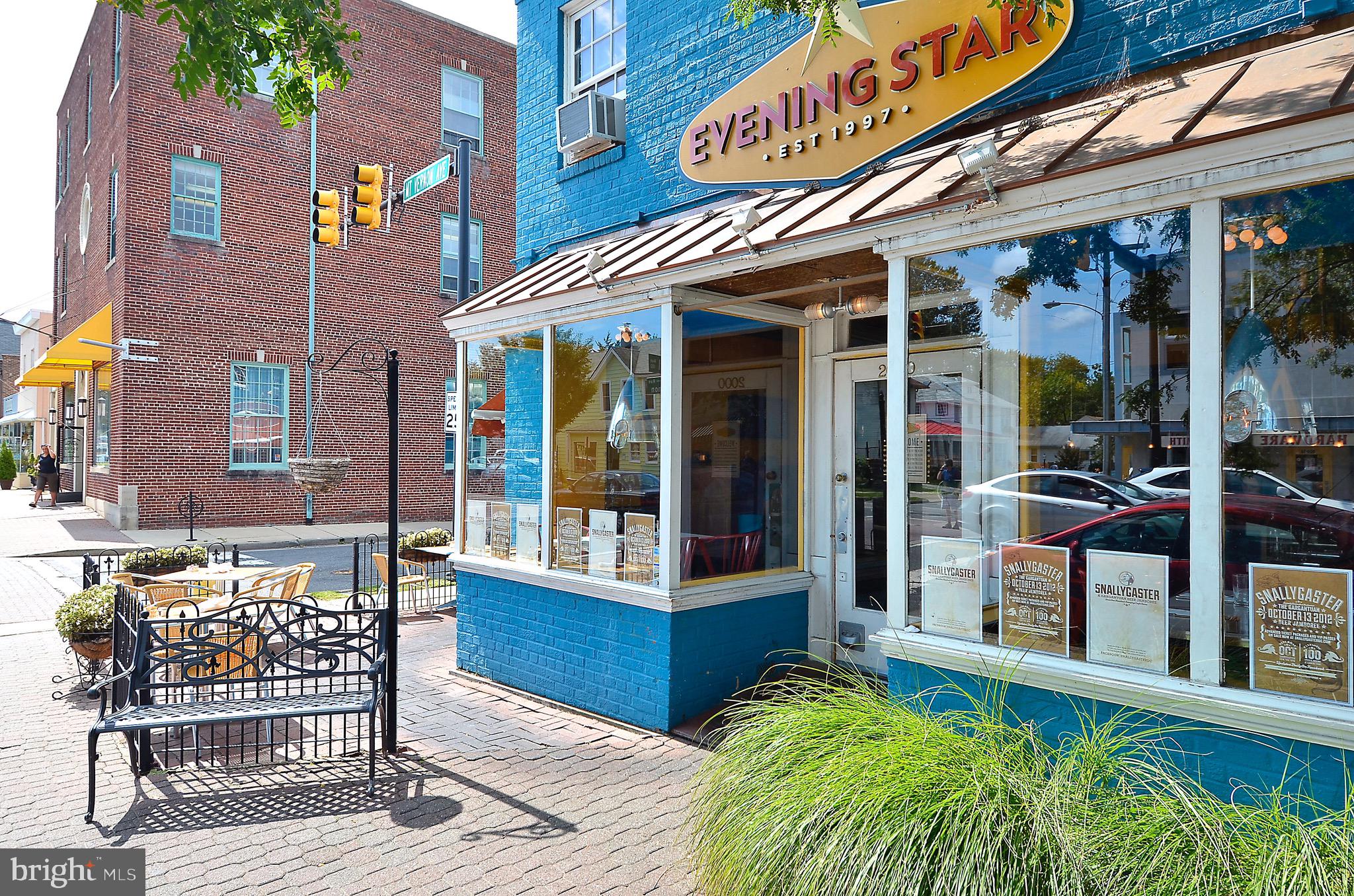 3 Sunset Drive Alexandria, VA 22301 - Photo 41 of 47 a view of a building with sitting area