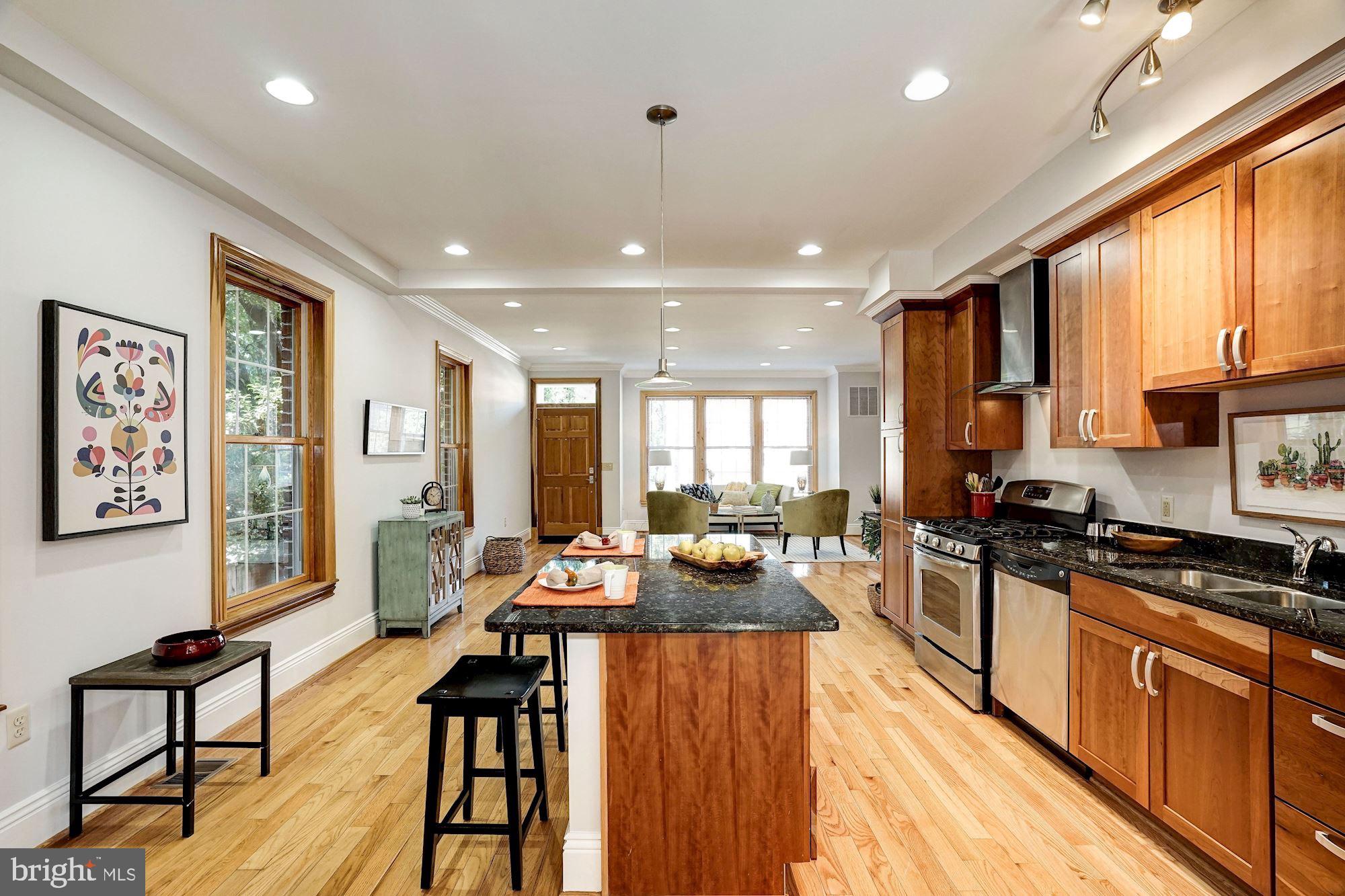 3 Sunset Drive Alexandria, VA 22301 - Photo 9 of 47 a large kitchen with lots of counter space