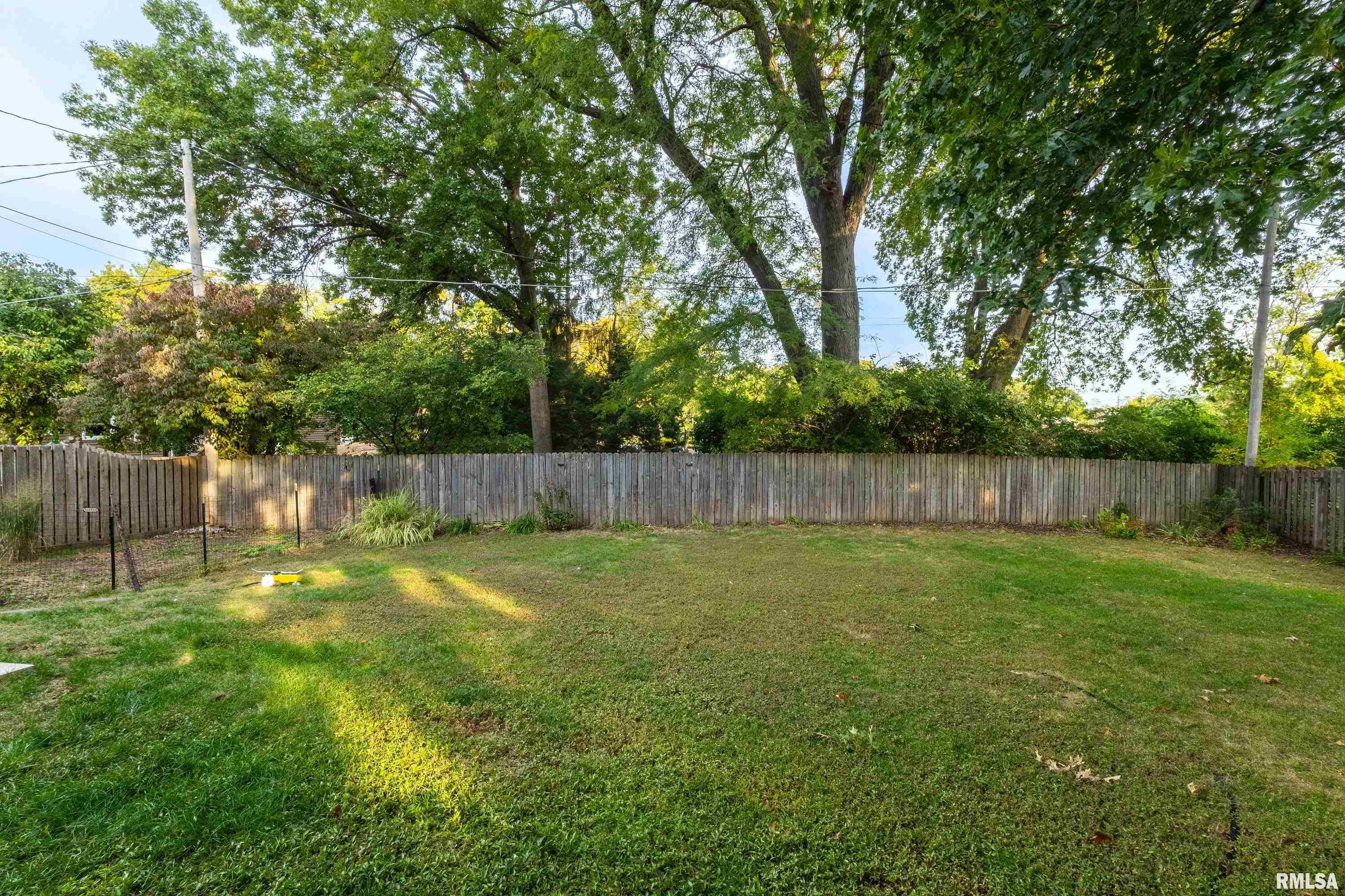 3418 Middle Road Davenport, IA 52803 - Photo 34 of 35 Gallery Image 34