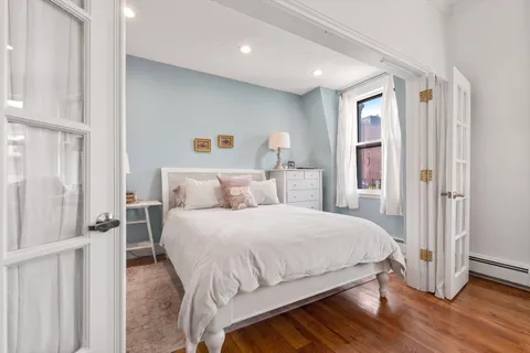 $849,000 | 277 Beacon Street, Unit 4A, Boston, MA 02116