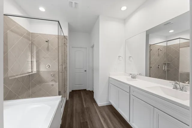 $310,000 | 544 Newcomb Hollow Drive, Conroe, TX 77304