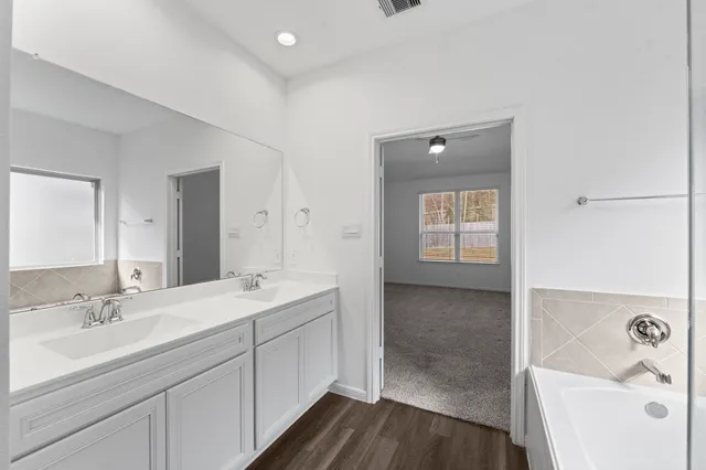 $310,000 | 544 Newcomb Hollow Drive, Conroe, TX 77304