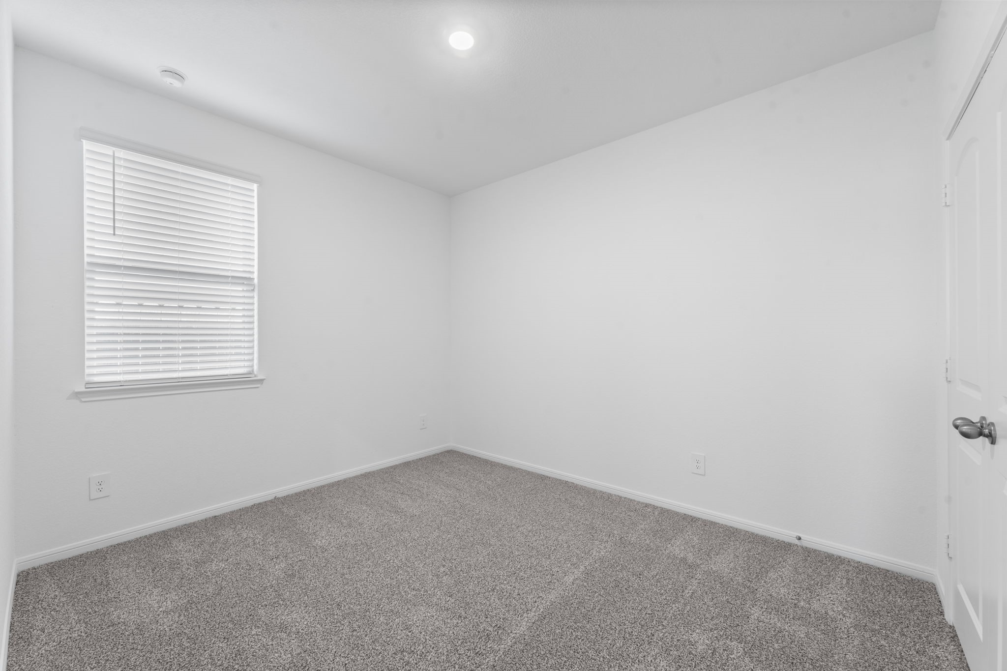 544 Newcomb Hollow Drive Conroe, TX 77304 - Photo 24 of 31 Third bedroom.