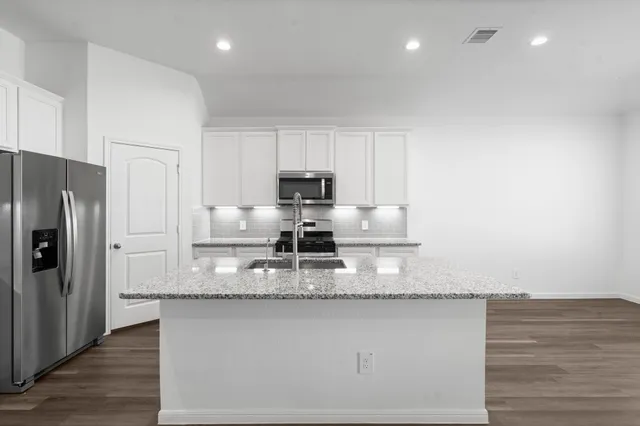 $310,000 | 544 Newcomb Hollow Drive, Conroe, TX 77304