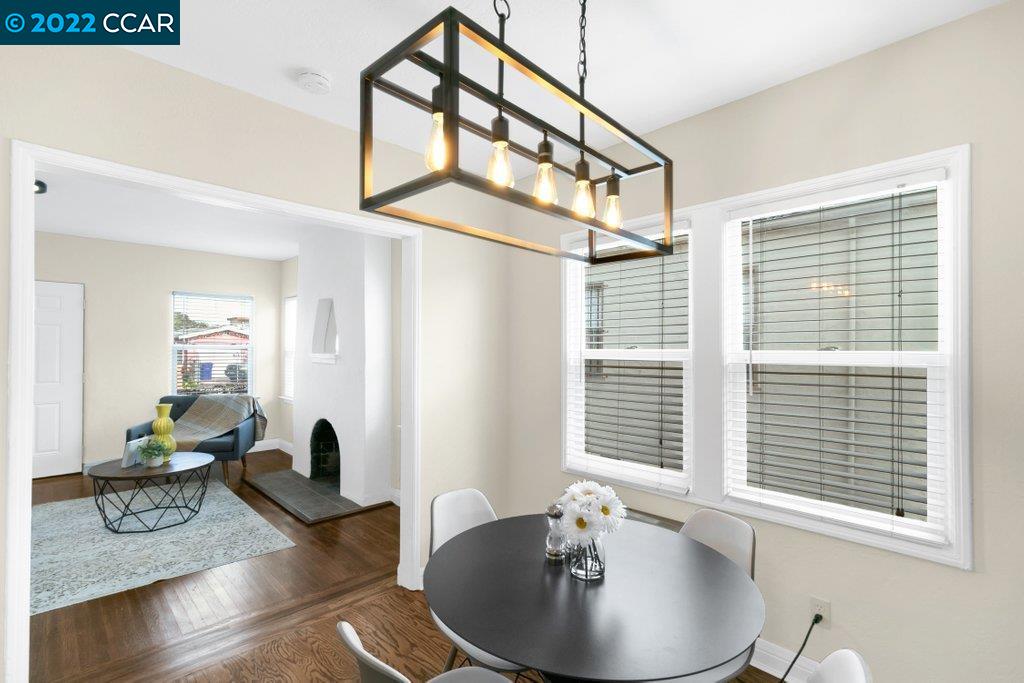 Undisclosed Address Richmond, CA 94801 - Photo 17 of 34 a living room with furniture and a window