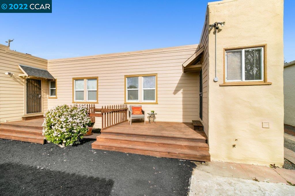 Undisclosed Address Richmond, CA 94801 - Photo 28 of 34 a house view with a outdoor space