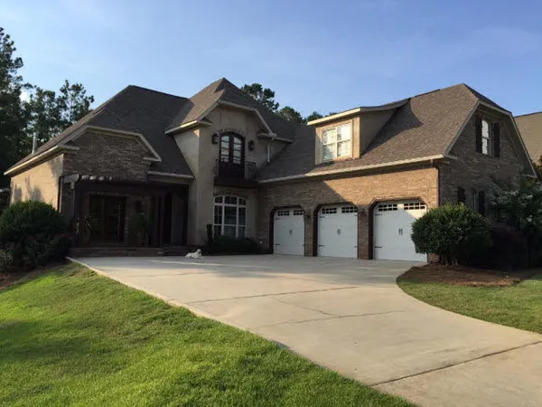 $2,700 | 32947 Boardwalk Drive, Daphne, AL 36527