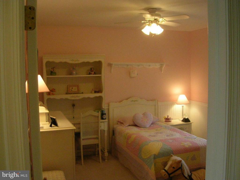 32 Sovereign Circle Lititz, PA 17543 - Photo 11 of 17