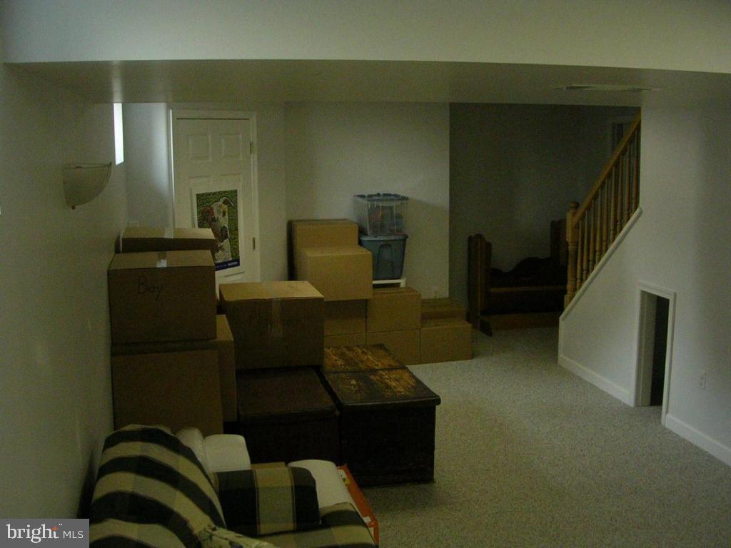 32 Sovereign Circle Lititz, PA 17543 - Photo 13 of 17