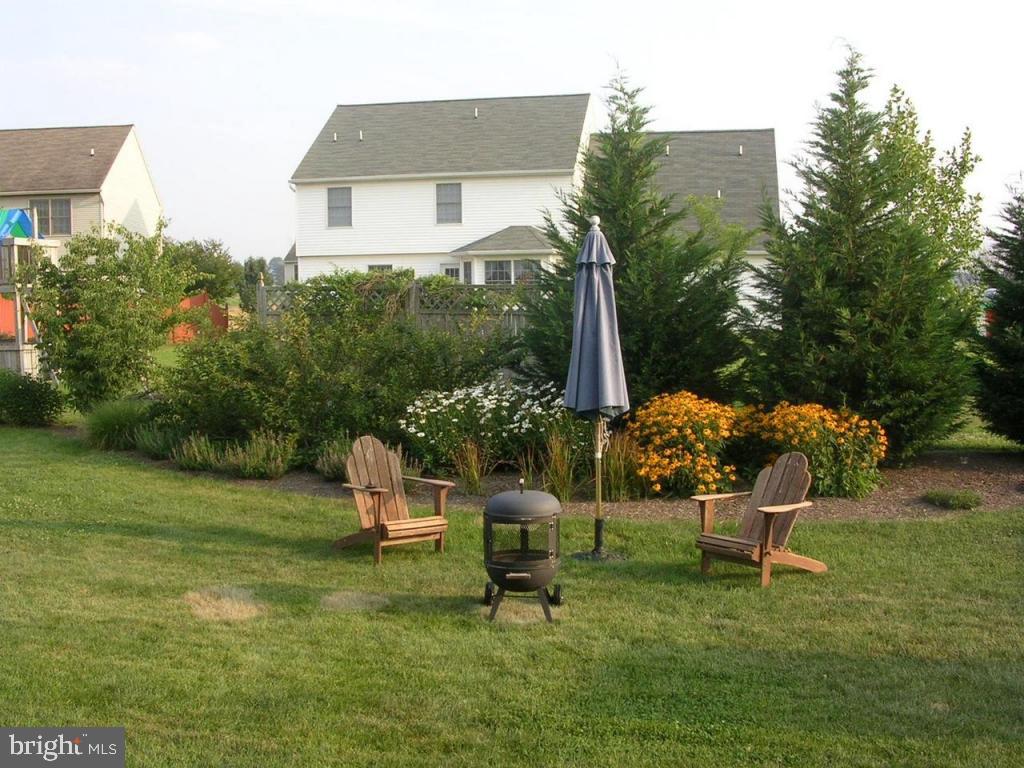 32 Sovereign Circle Lititz, PA 17543 - Photo 15 of 17