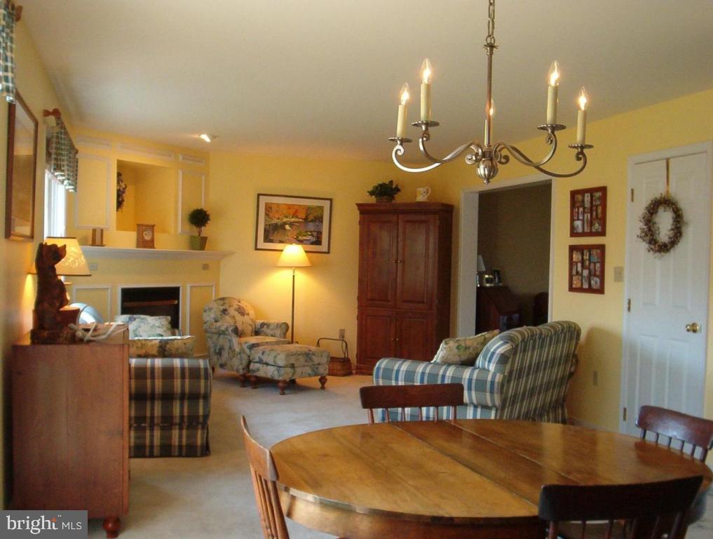 32 Sovereign Circle Lititz, PA 17543 - Photo 7 of 17