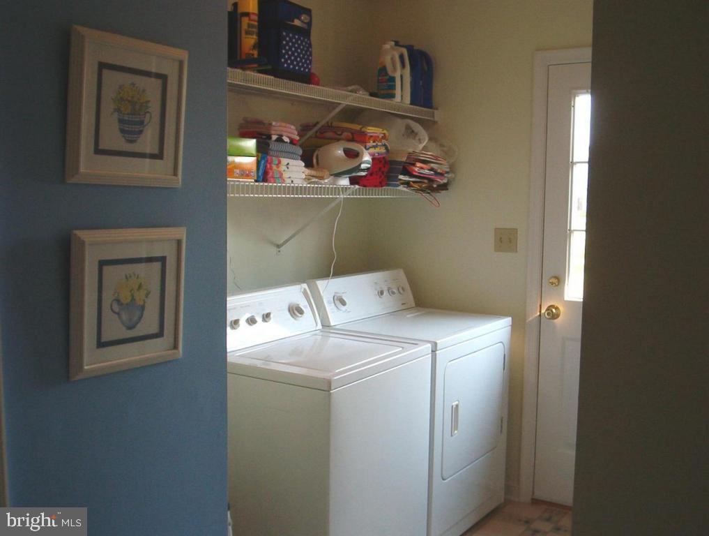 32 Sovereign Circle Lititz, PA 17543 - Photo 9 of 17