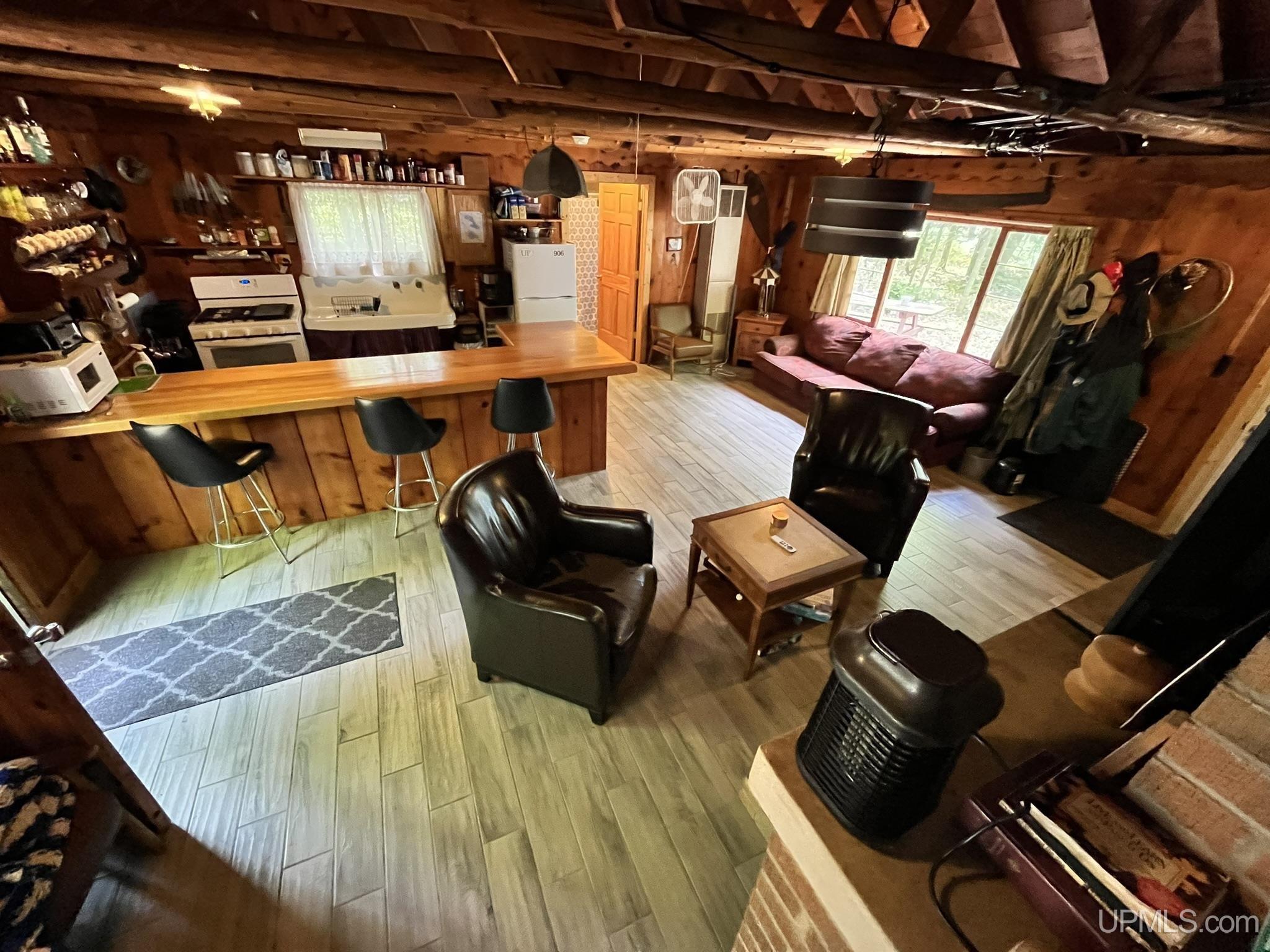 10661 Government Road Manistique, MI 49854 - Photo 5 of 34 Gallery Image 5