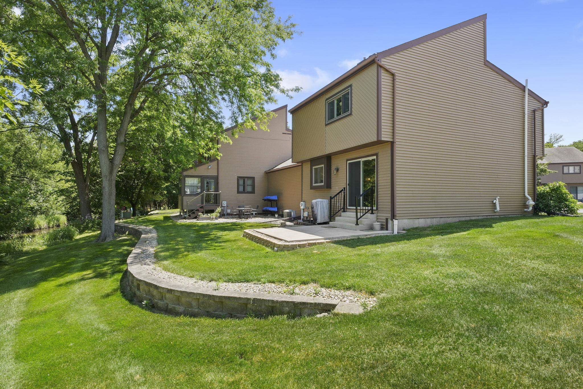 545 Knightsbridge Road, Unit 545 Waunakee, WI 53597 - Photo 37 of 42