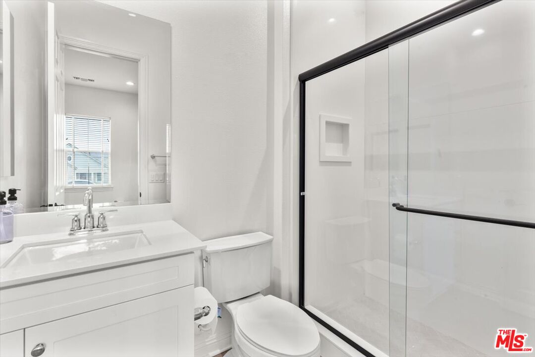 16373 Bay Brook Avenue Riverside, CA 92504 - Photo 25 of 27