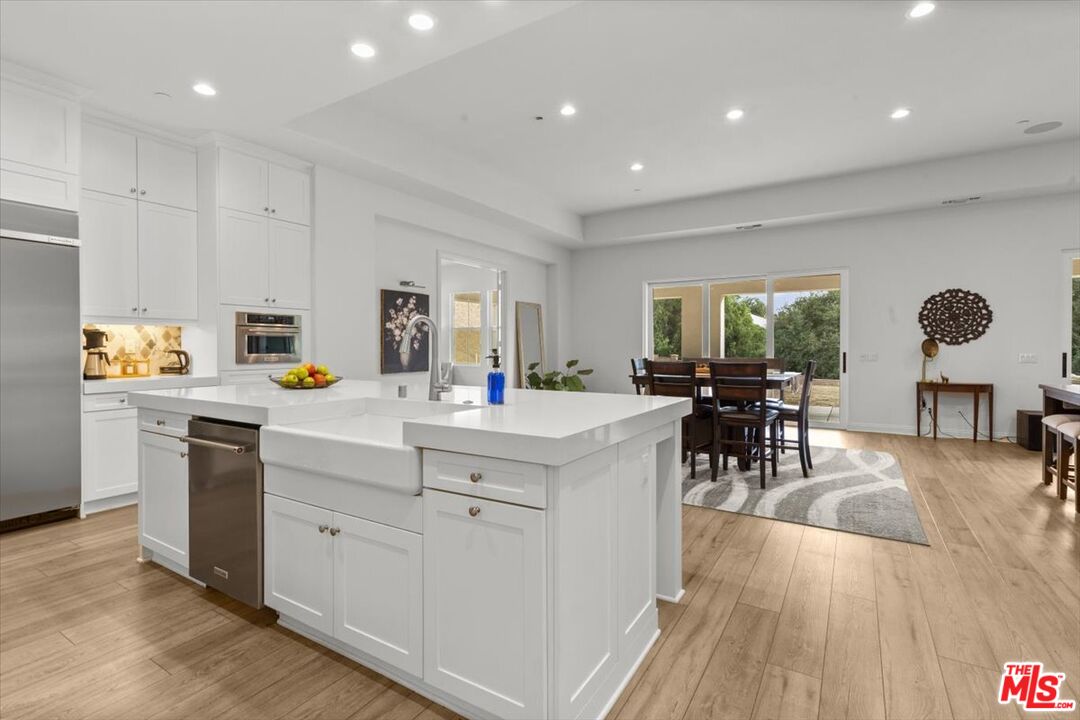 16373 Bay Brook Avenue Riverside, CA 92504 - Photo 10 of 27