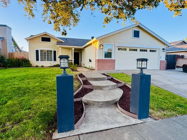 $385,000 | 1619 Lariat Lane, Olivehurst, CA 95961