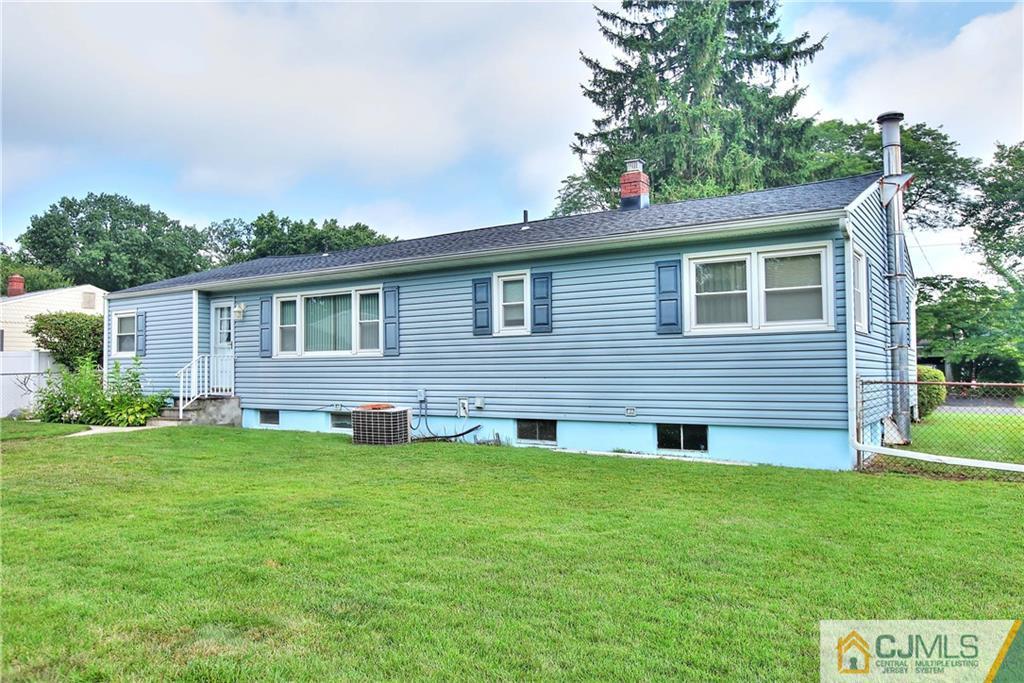 33 Glen Gary Road Middlesex, NJ 08846 - Photo 24 of 25 a front view of house with yard and green space